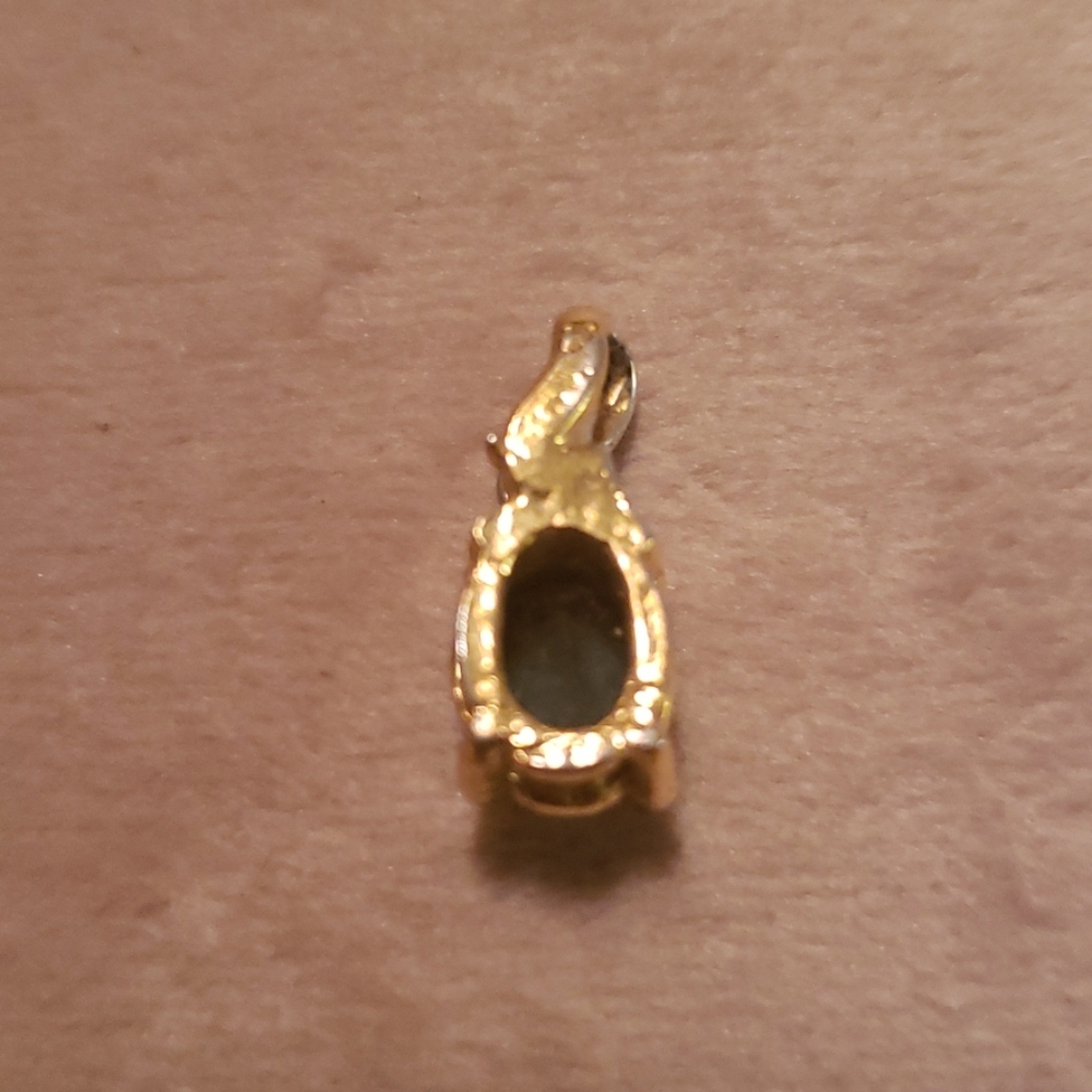 Labradorite Pendant - Picture 2 of 4